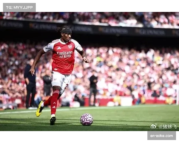 马杜埃凯头球破门助阿森纳领先 逐渐成为锋线主力选择